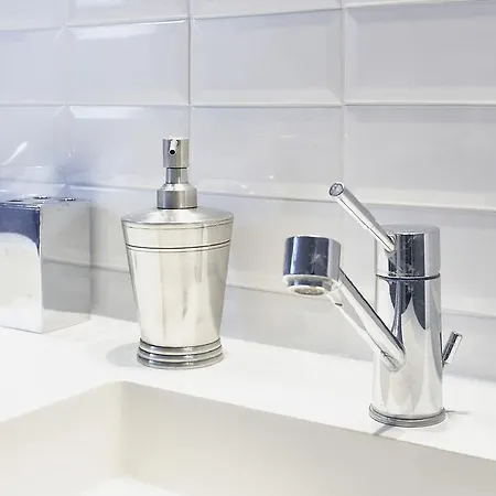 Centre Le Patio De L'intendance Гостевой дом