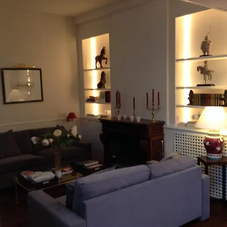 Centre Le Patio De L'intendance Гостевой дом