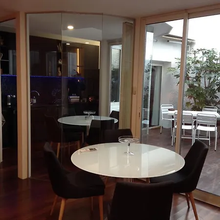 Centre Le Patio De L'intendance 4* Бордо