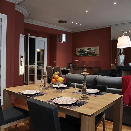 Centre Le Patio De L'intendance Гостевой дом