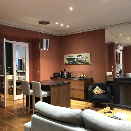 Centre Le Patio De L'intendance Гостевой дом 4*