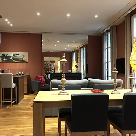 Centre Le Patio De L'intendance Гостевой дом 4*