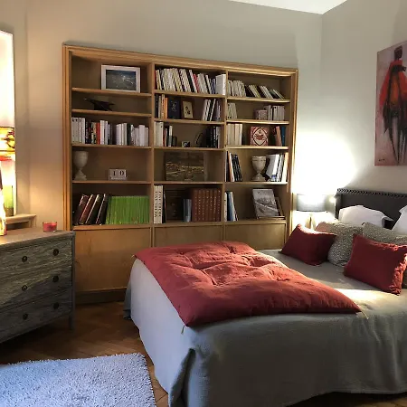 Гостевой дом Centre Le Patio De L'intendance 4*