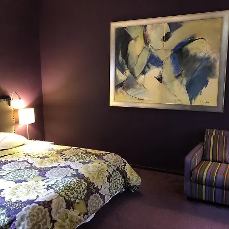 Centre Le Patio De L'intendance Гостевой дом 4*