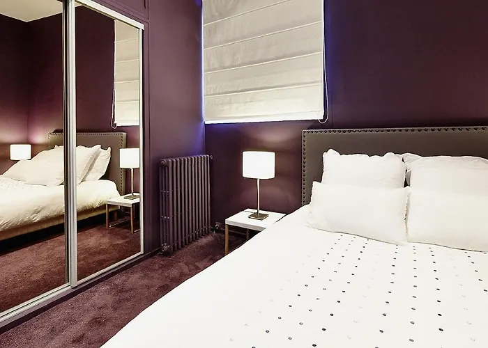 Konukevi Centre Le Patio De L'intendance Bordeaux