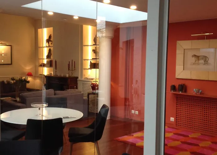 Centre Le Patio De L'intendance Konukevi