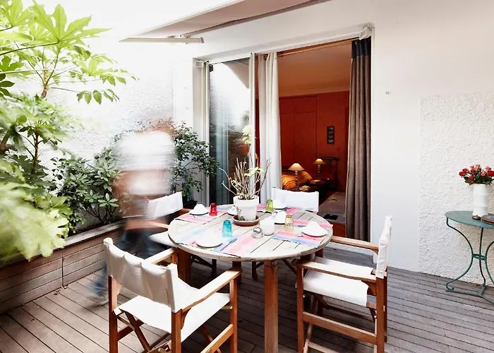 Centre Le Patio De L'intendance 4* 보르도